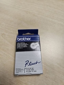 Brother - Black, White - Roll (0.9 Cm) 1 Cassette(s) Laminated Tape (us Import)