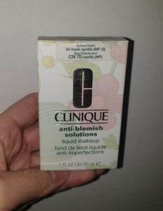 Clinique Anti Blemish Solutions Liquid Foundation 04 Fresh Vanilla Bnib - 30ml